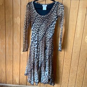 Gorgeous Leopard Fuzzi Midi Dress!